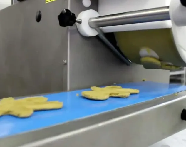 Formatic Cookie Machine