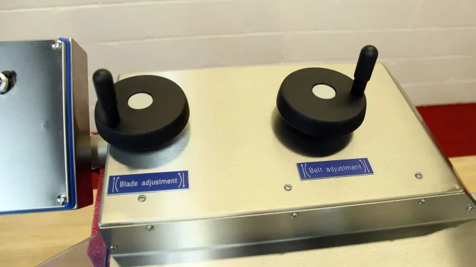 Bakery Slicer | Adjustable Blade | Cake Slicer