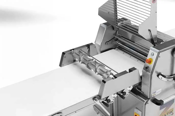 Reversible Pastry Sheeter | Cutting Attachments | Cutting Station